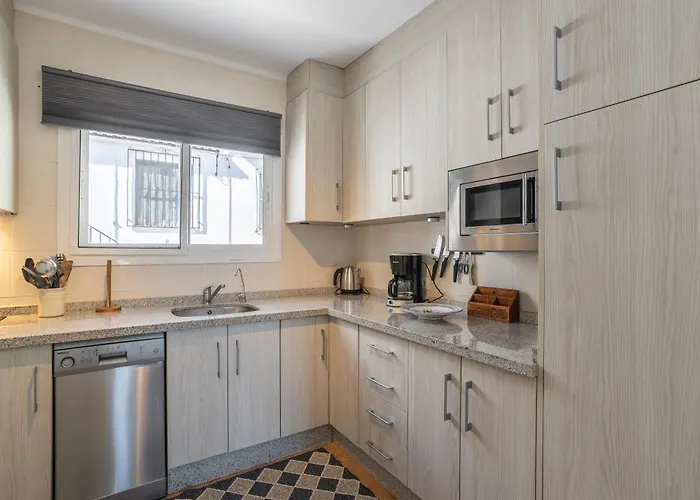 Plaza Cadiz 10 Нерха