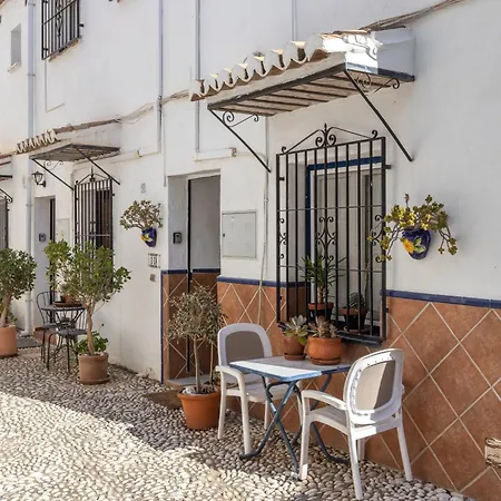 Villa Plaza Cadiz 10 *