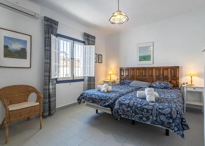 Plaza Cadiz 10 فيلة