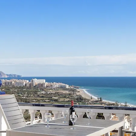 Plaza Cadiz 10 Villa Nerja