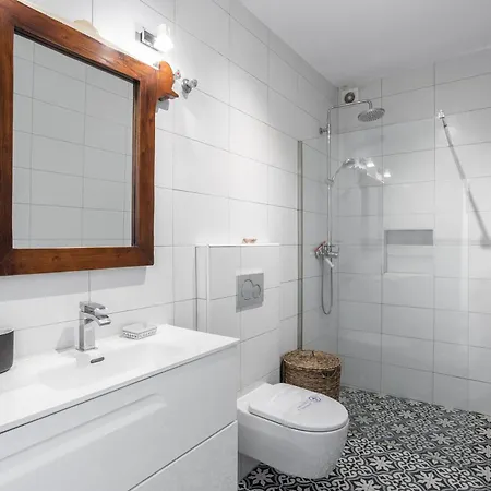 Plaza Cadiz 10 Villa Nerja