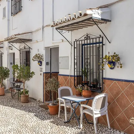 Plaza Cadiz 10 Villa Nerja